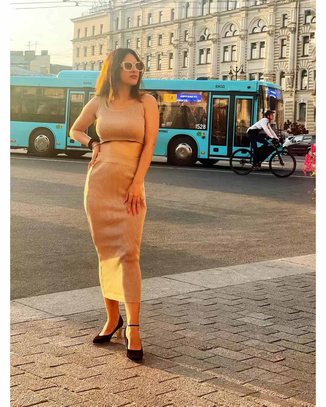 ‘Sakhiyan’ star Neha Malik is making heads turn with her new bewitching pictures