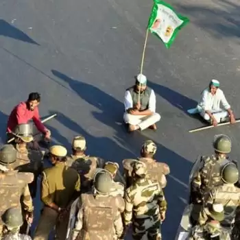 Farmers refuse to leave Delhi border at any cost