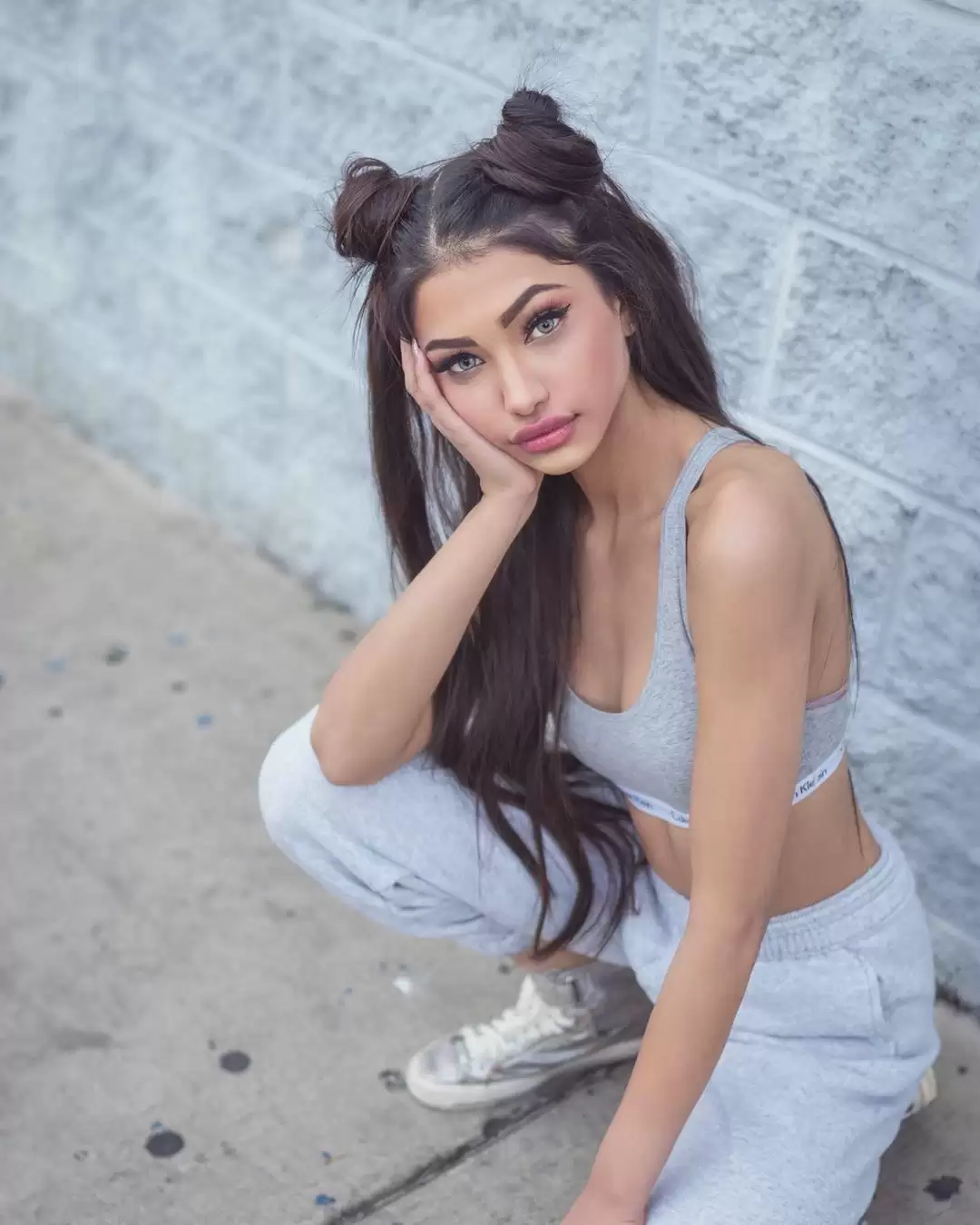 Chunky Panday’s niece Alanna Panday raises temperatures with her alluring pictures