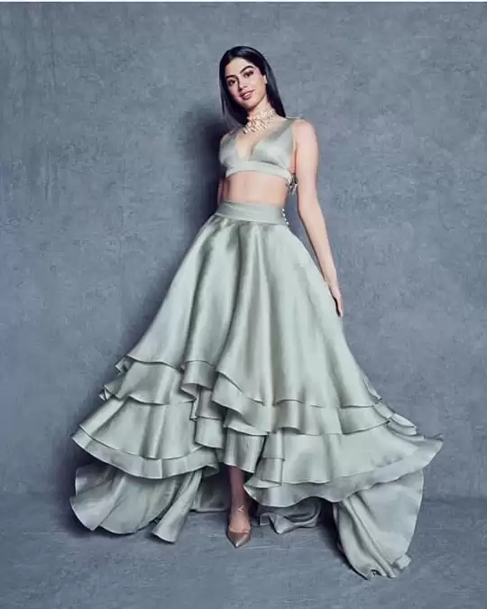 Captivating photos of Khushi Kapoor will steal your heart.