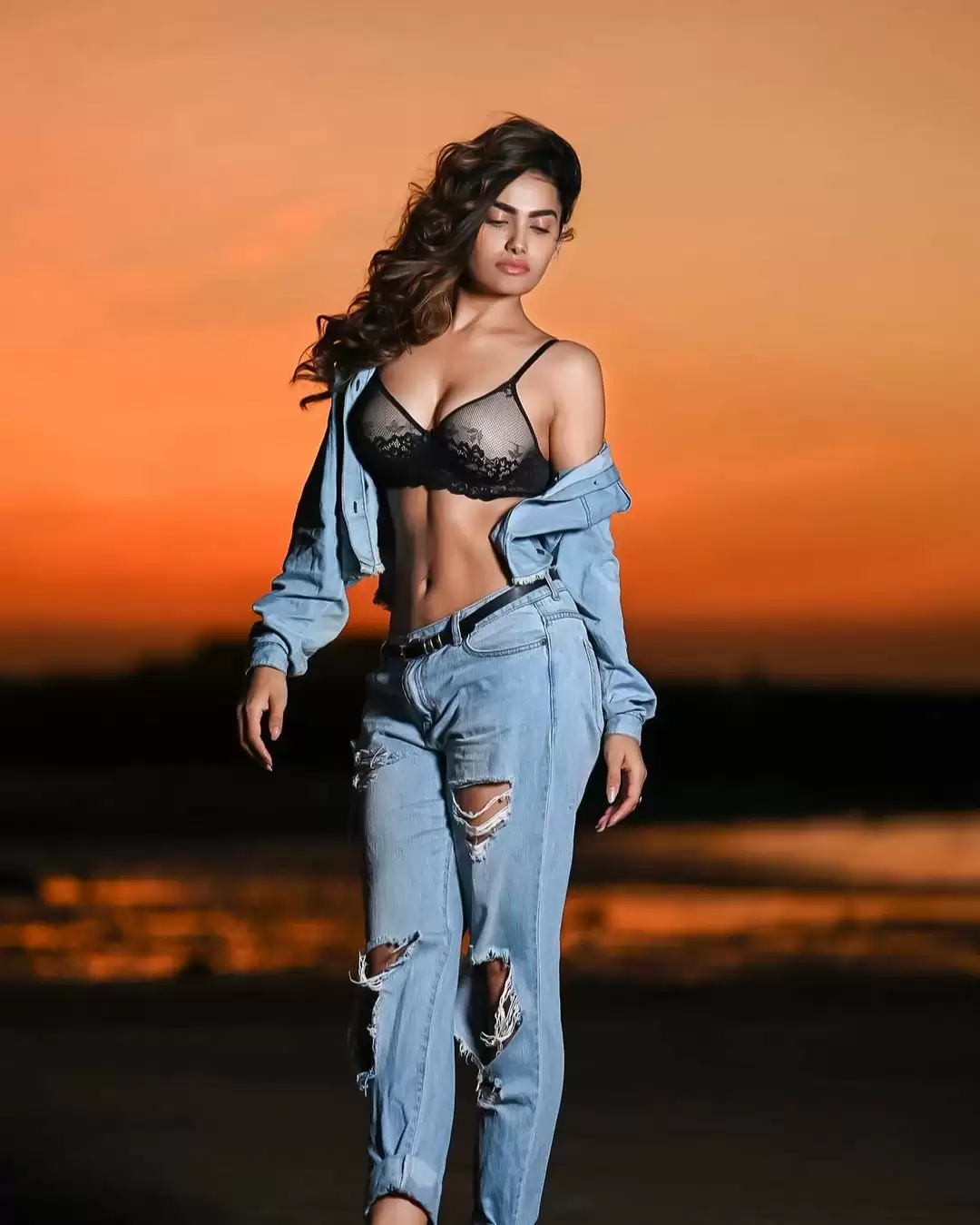 Sakshi Dwivedi is raising temperatures with her glamorous photoshoots