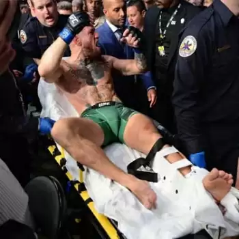 Conor McGregor suffers freak leg break, Poirier wins UFC 264 showdown