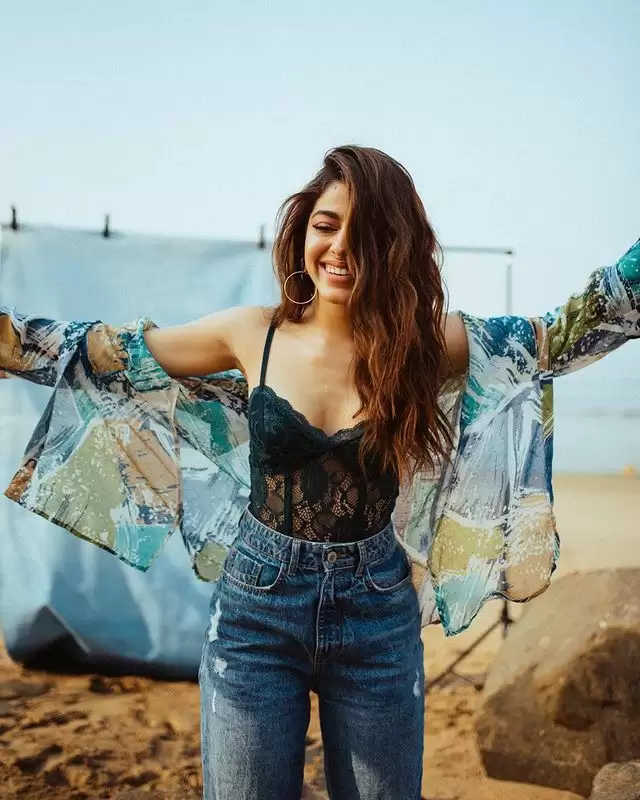 Alaya F Raises Temperature, See The Diva’s Hot Looks