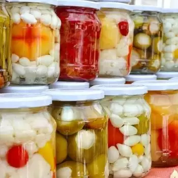 Reasons why you should have homemade achaar this season