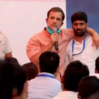 Jyotiraditya must come to Congress to become CM: Rahul