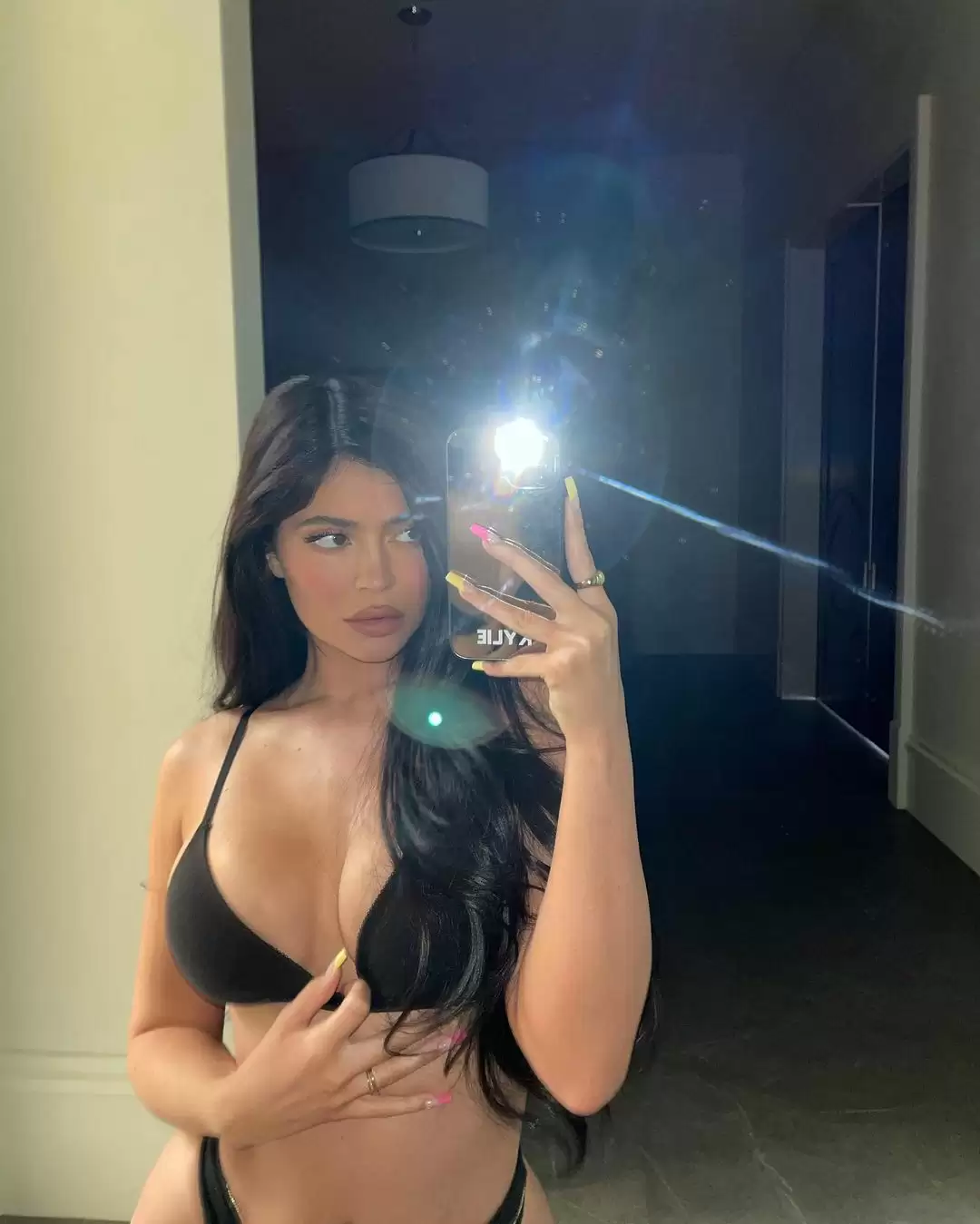 Kylie Jenner, ‘The Youngest Self-Made Billionaire Ever’ shakes up the internet!