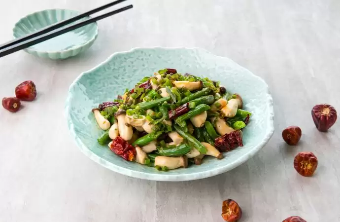 Taj hotels launches online food delivery platform Qmin : The taste of Taj now at your home