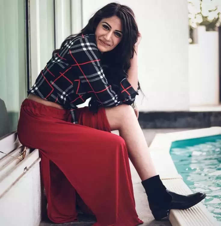 TV Star Surbhi Chandna turns up the glam on social media.