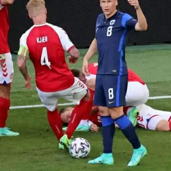 Eriksen conscious in hospital after collapsing at Euro 2020
