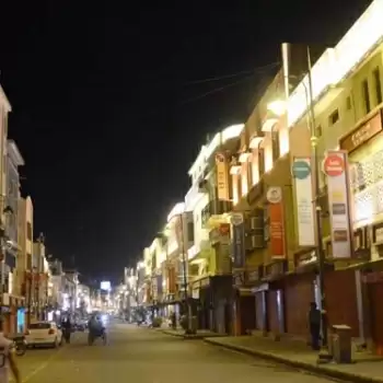 Night curfew in UP now from 10 pm