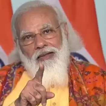 Youth come forward to end family-based politics: PM Modi