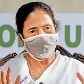 Mamata lambasts BJP, called “party of outsiders”