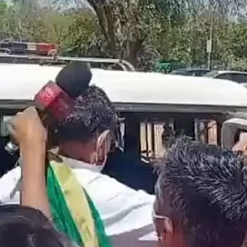 Bharat Bandh: Use of force on protesting farmers in Gujarat, Karnataka