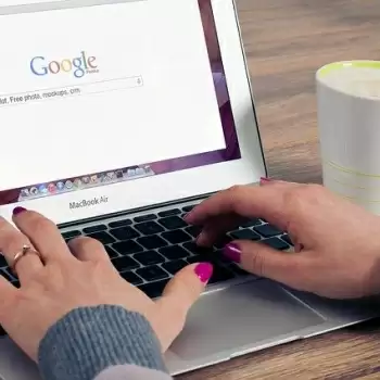 Tips to build your career in the website industry