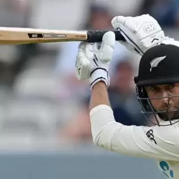 Debutant Conway run out for 200