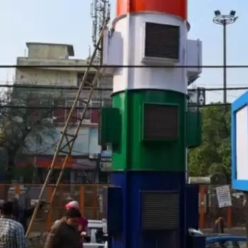 India Gets First Smog Tower in Delhi