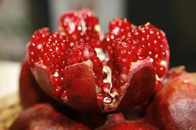 Winter Fruits To Eat During Pregnancy, Check it out!