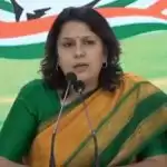 Modi is blackmailing the media: Congress