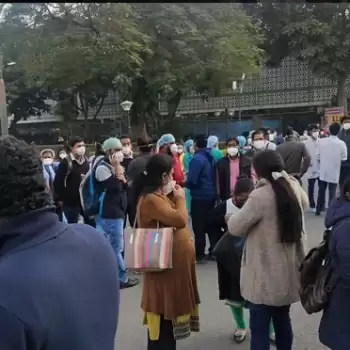 AIIMS nurses on indefinite strike
