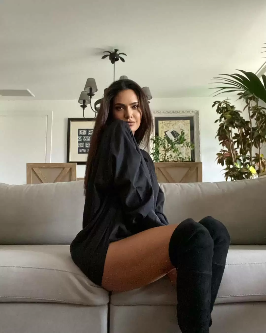 Esha Gupta will take your breath away with these stunning pictures.