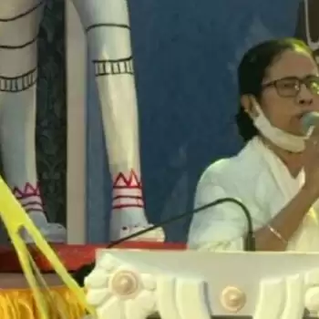 Cannot allow Bengal to become Gujarat: Mamata Banerjee