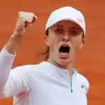 Roland Garros: Polish teenager Iga Swiatek wins French Open
