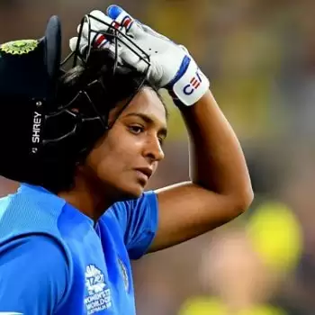 Star cricketer Harmanpreet tests positive for Covid-19
