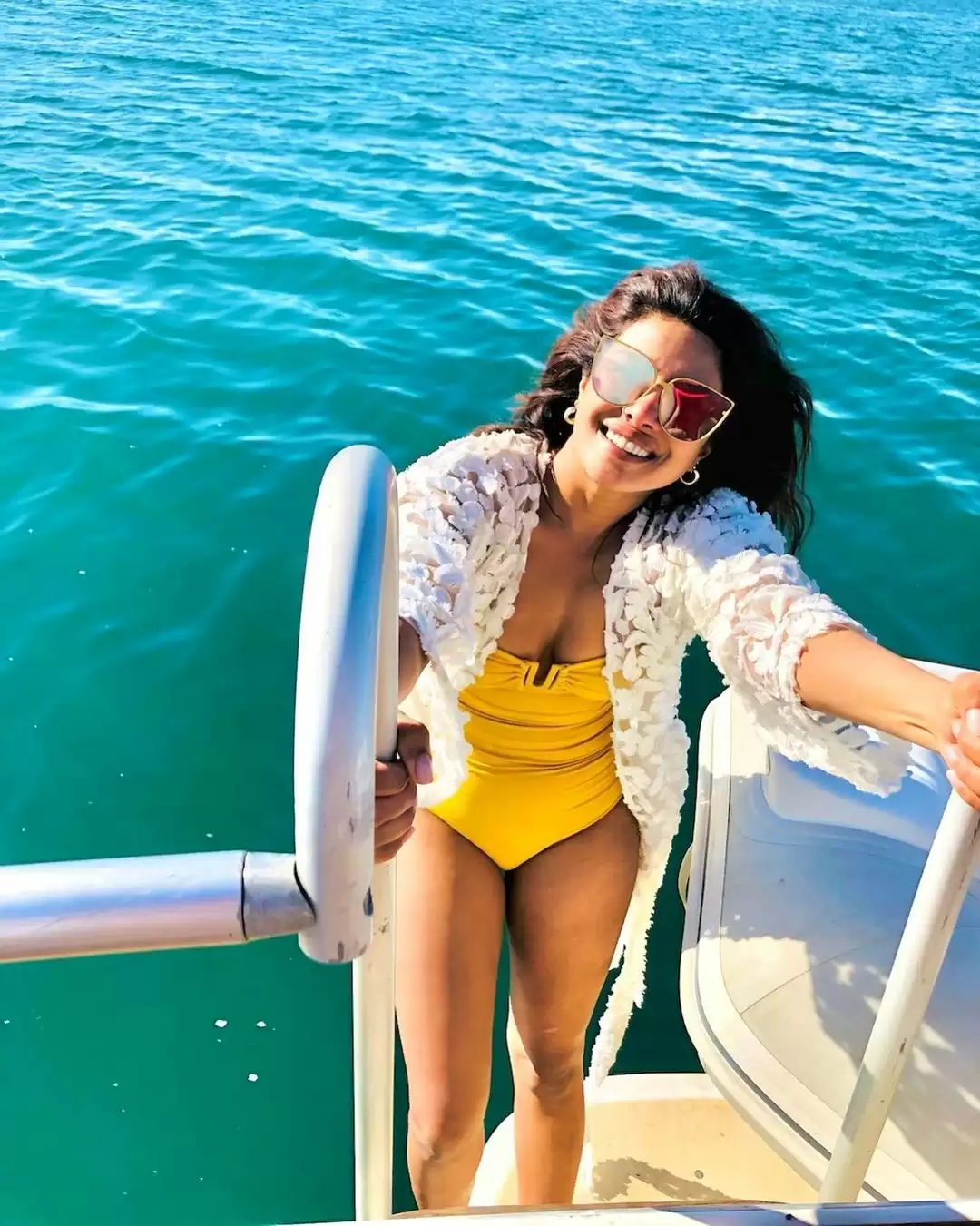 Stunning looks of Priyanka Chopra, Check Out Diva’s Sizzling Pictures