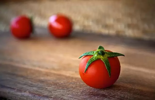 Add this food to your daily diet to get acne-free skin.