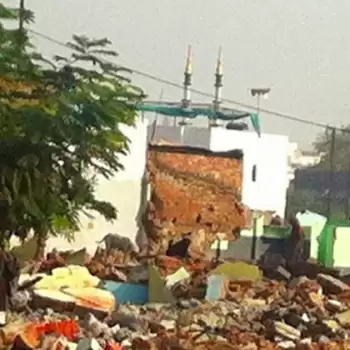 Supreme Court Interjects: Prevents Demolishing of Slums in Gujarat