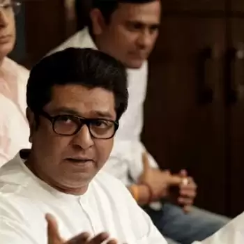 Government should not put Lata, Sachin’s reputation on claim:  Raj Thackeray