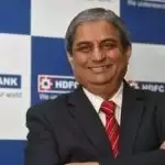 Ex-CEO of HDFC booked for threatening loanee
