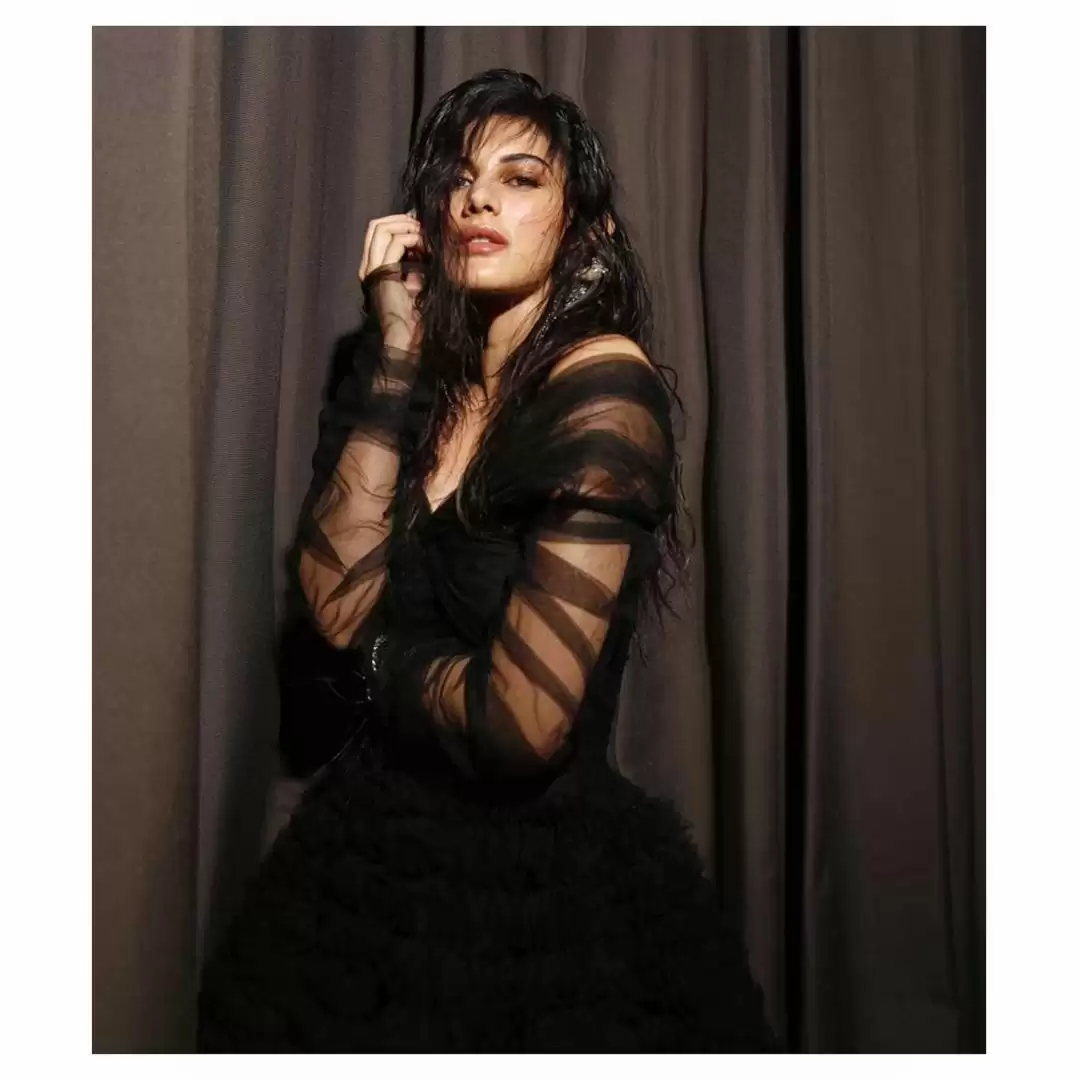 Entrancing pictures of Amyra Dastur you simply can’t give a miss!