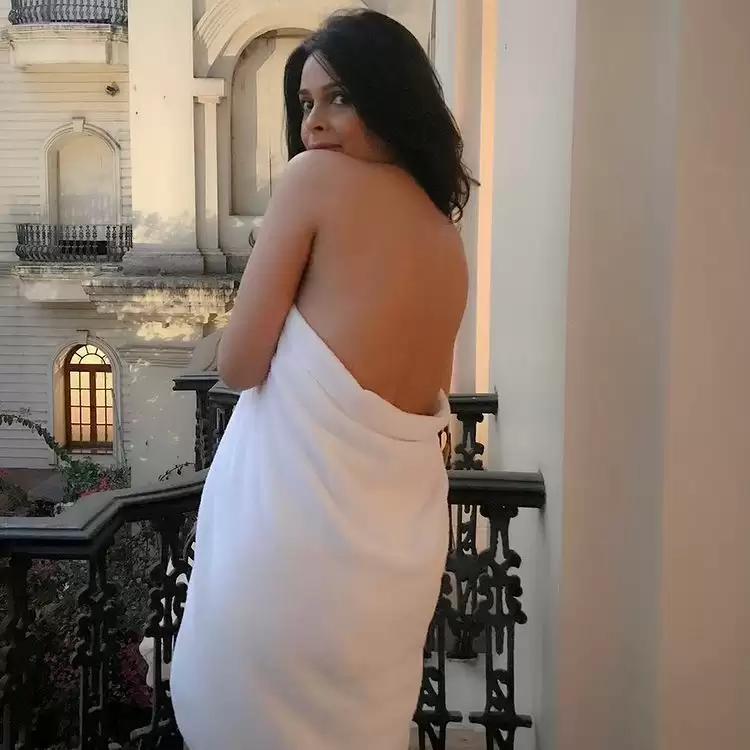 Mallika Sherawat Hot Pictures Turn Up The Heat!