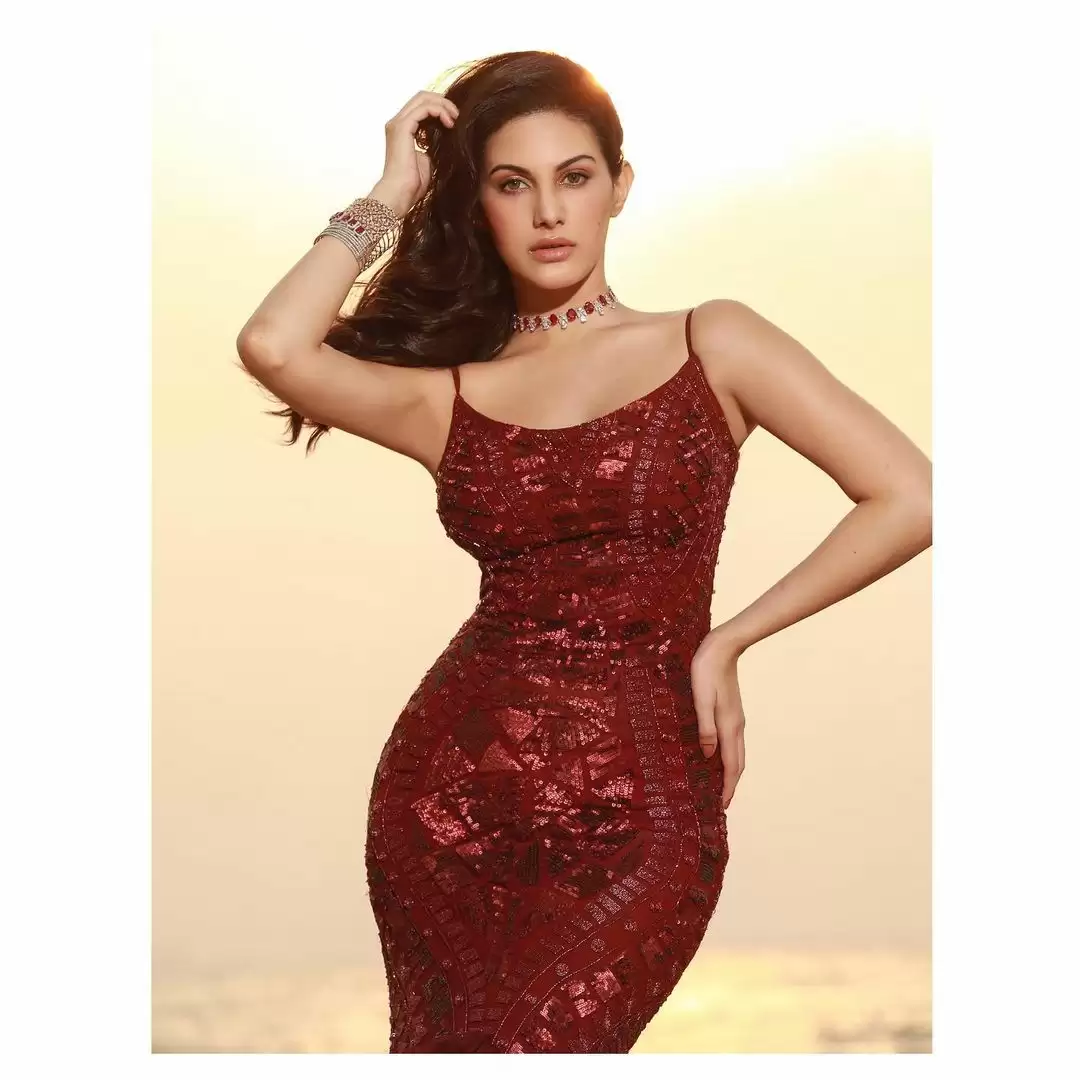 Entrancing pictures of Amyra Dastur you simply can’t give a miss!