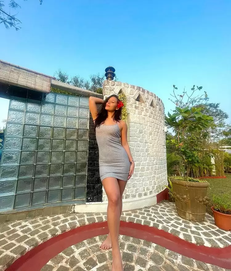 Krishna Shroff Flaunts Her Sexy Body, Check Out Her Sexiest Pictures