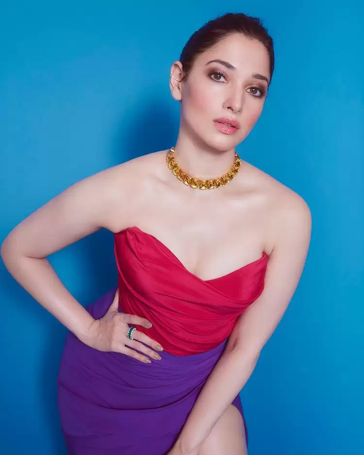 Tamannaah Bhatia Hot