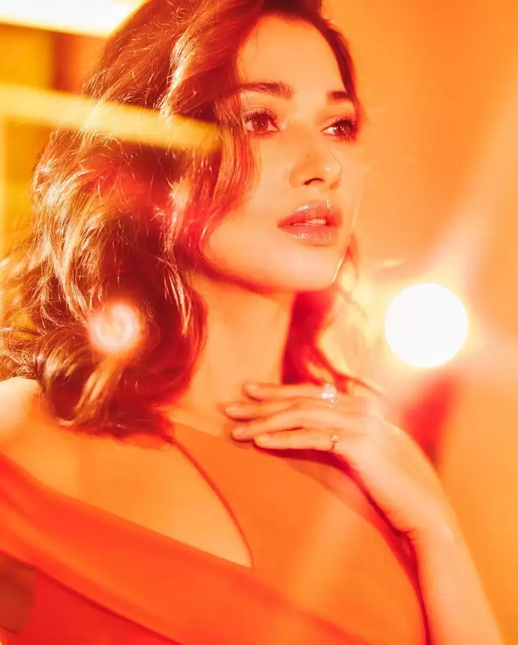 Tamannaah Bhatia Hot 