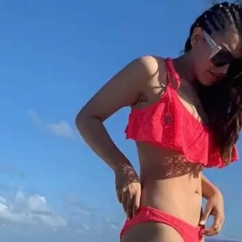 South Star Hansika Motwani Rules The Internet With Her Stunning Pictures!!