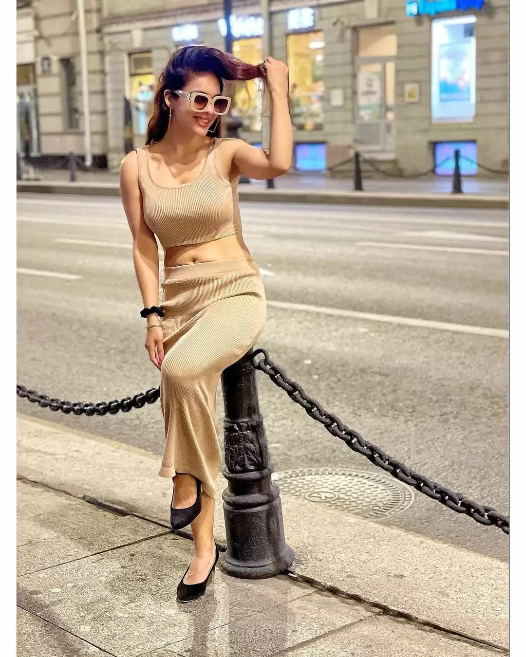 ‘Sakhiyan’ star Neha Malik is making heads turn with her new bewitching pictures