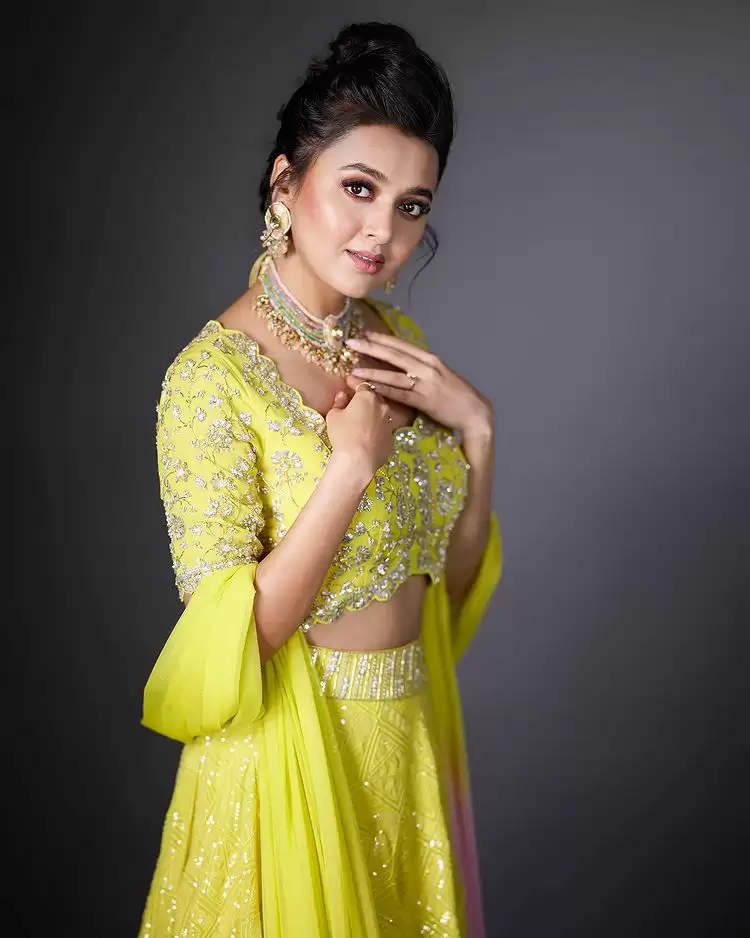 Tejasswi Prakash 