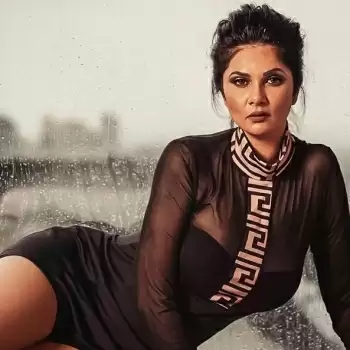 Aabha Paul’s bewitching pictures go viral on the internet