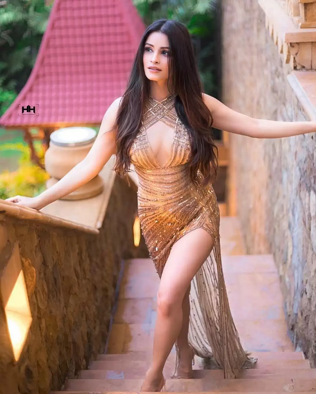 Gorgeous pictures of cute actress Chetna Pande, you can’t miss.