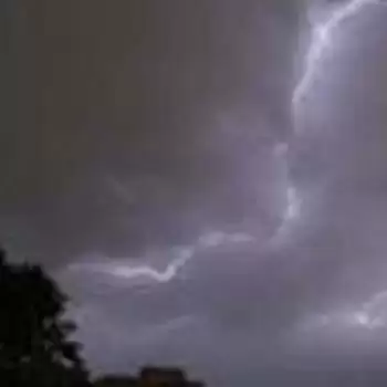 20 people died due to lightning in three districts of West Bengal
