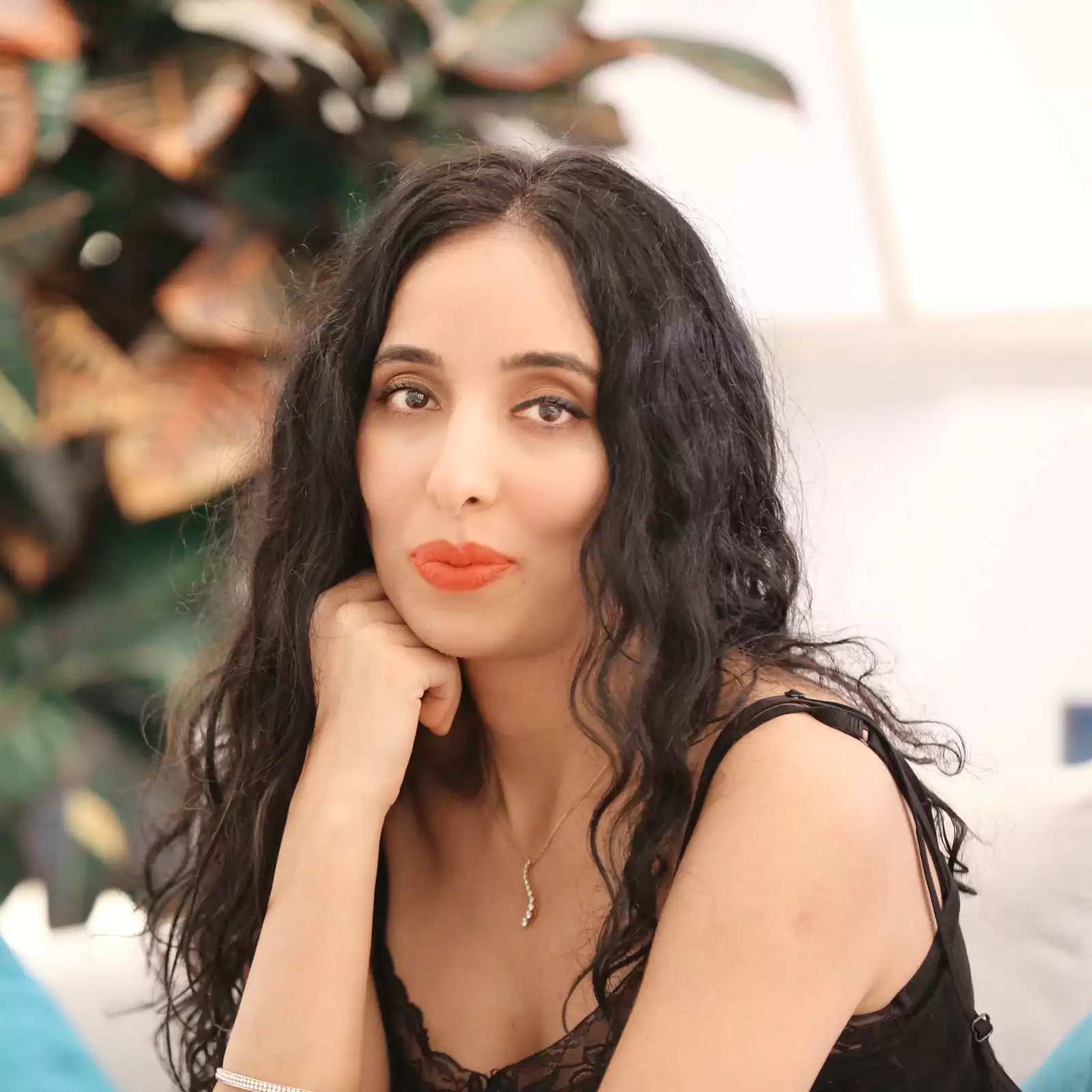 First British Asian Singer to launch a healthy living initiative – ‘Vanity by Arzutra