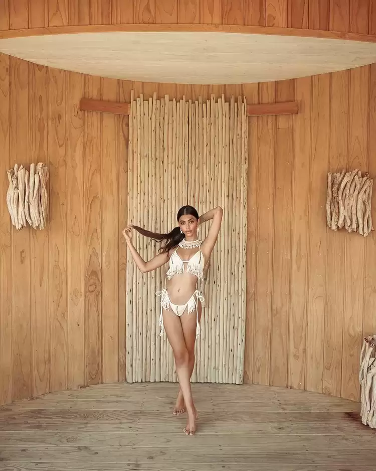 Alanna Panday Is A Sight For Sore Eyes, Check Out Her Sexy Pictures!!