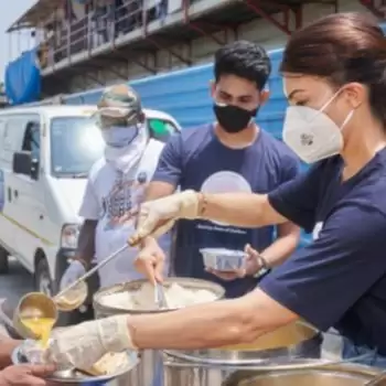 Jacqueline helps feed people
