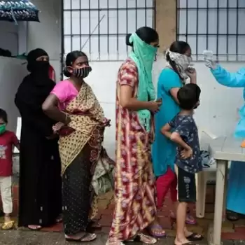 Covid-19: daily new cases dip below 30,000
