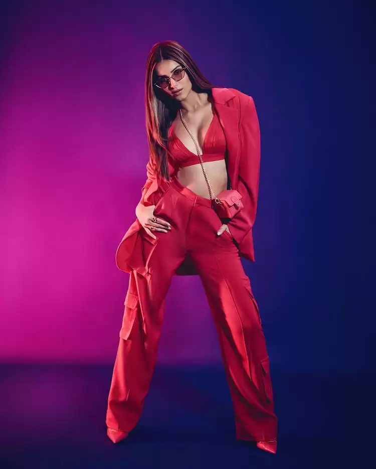 Tara Sutaria 