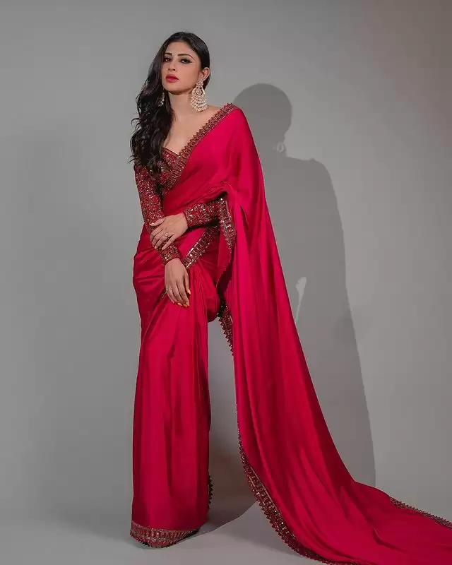 Mouni Roy